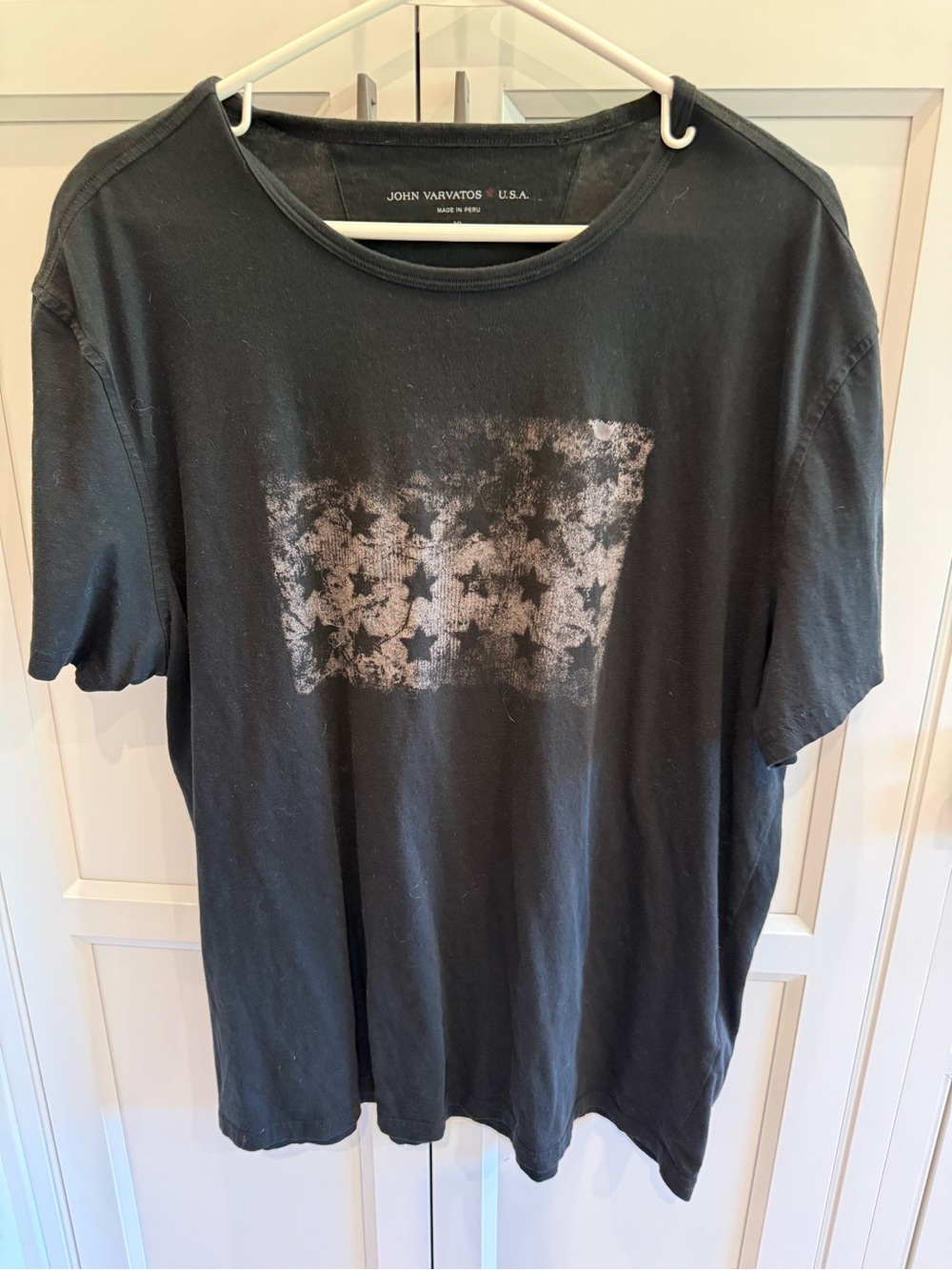 John Varvatos Black Short-Sleeve Tee with Distressed Star Graphic